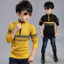 Вязаный свитер в полоску с воротником на молнии для мальчиков