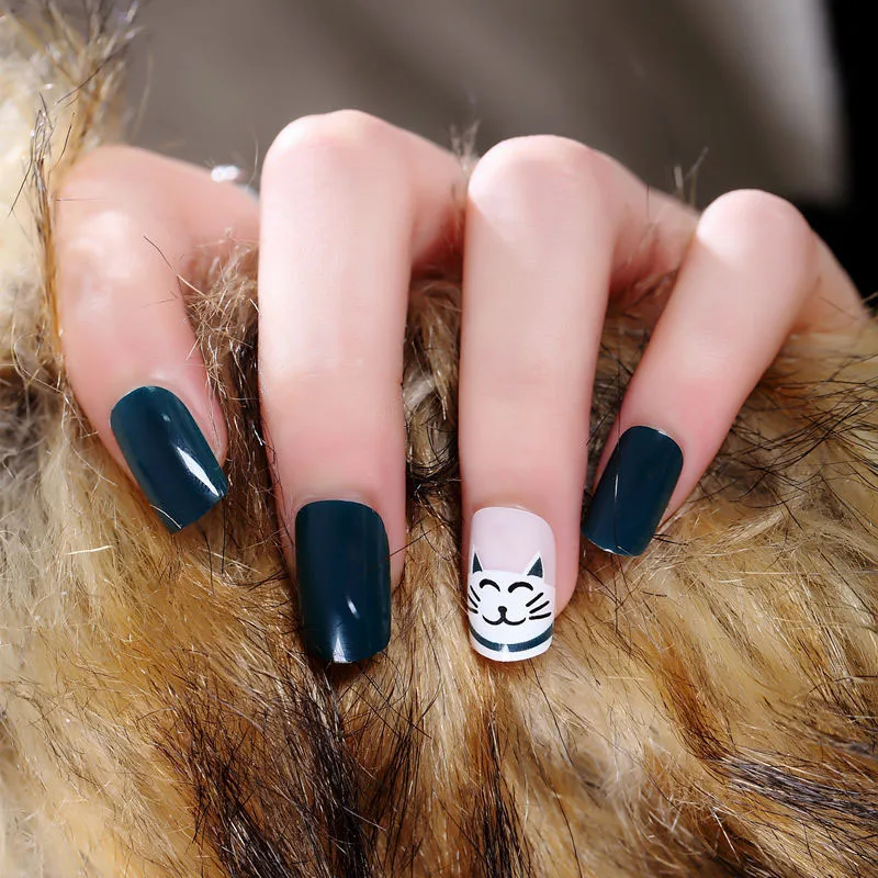 

24pcs Girls Cute Cat Design Fake Nail Square Short Full Cover Nail Art Tips with Glue Women Fashion Dark Green Color False Nails