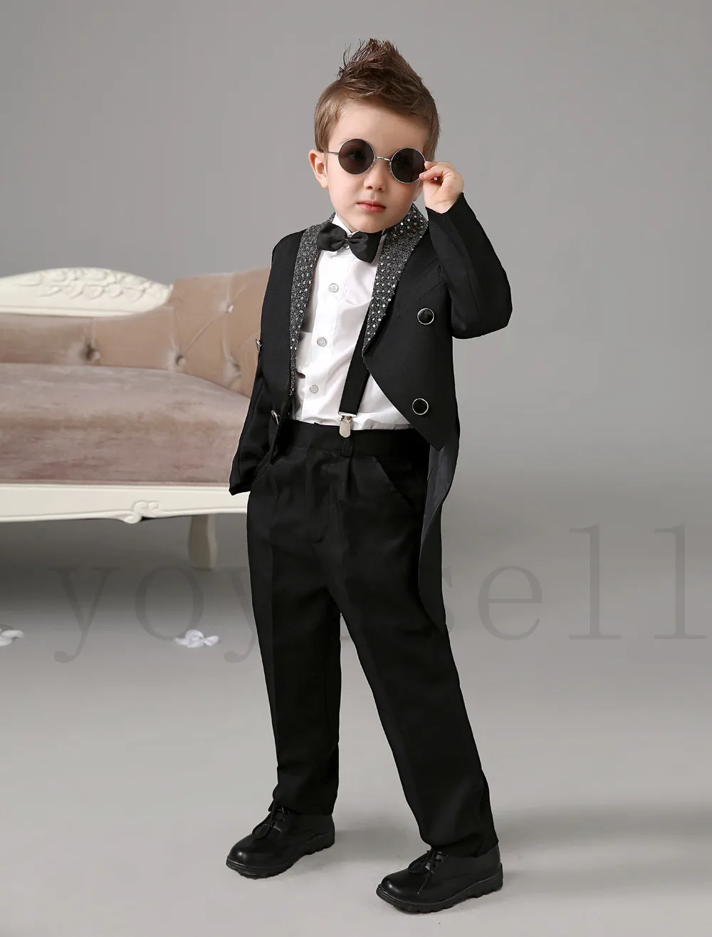

charming prince look v-neck western style boy tuxedo suit at party/formal flat boys tuxedo suit for wedding child/kids tuxedo