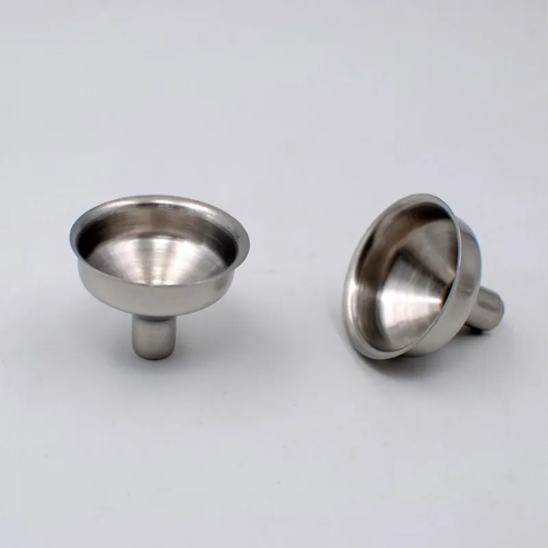 

2Pcs Mini Stainless Steel Bar Wine Flask Funnel Small Mouth Funnels for Filling Hip Flask Beer Liquid Bar Tools Pot Wine Filler