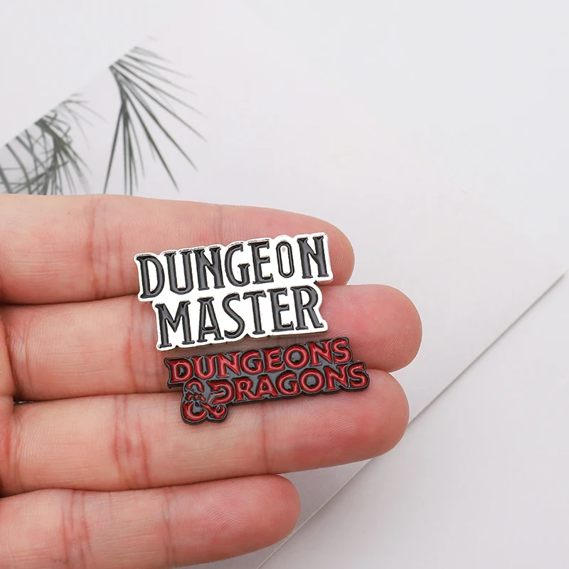 

DnD Dungeon Master Enamel Pins Dungeons and Dragons fans badge D20 table-top gaming Jewelry Soft Enamel Brooches Pin For gift