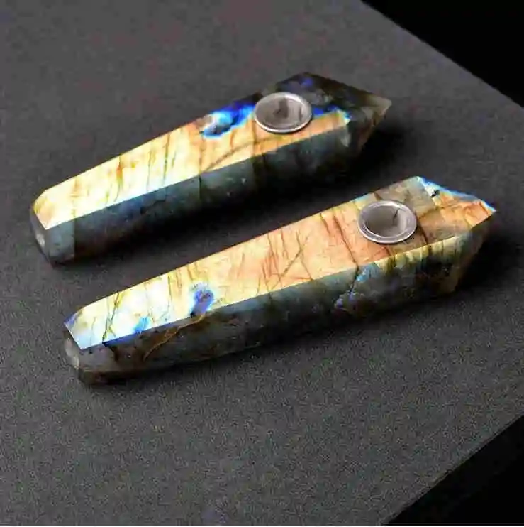 

Smoking Dogo 2017 New Arrival Sharp pointed Pipe Stunning Moonstone Pipe Crystal Pipe Smoking Pipe For Tobacco