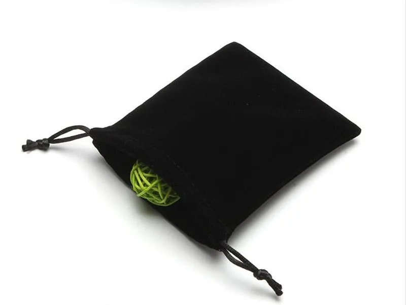 velvet bag showing1