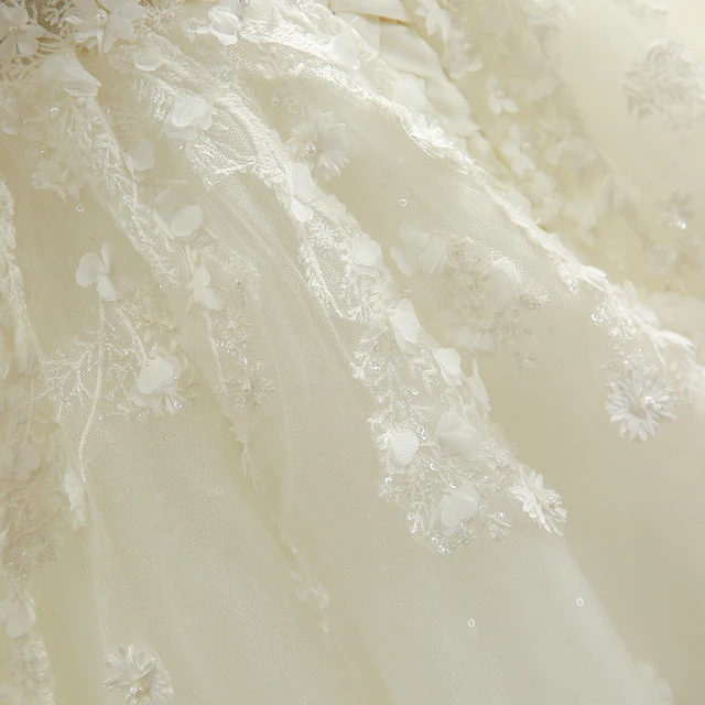 SL-207 Vintage Scoop Neck Half Long Sleeve 3D Floral Applique Wedding Dresses 2017 6