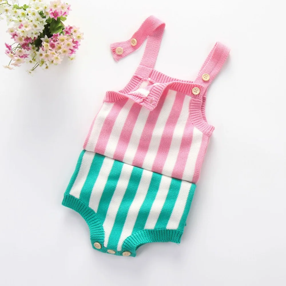 8691327445_2106944726