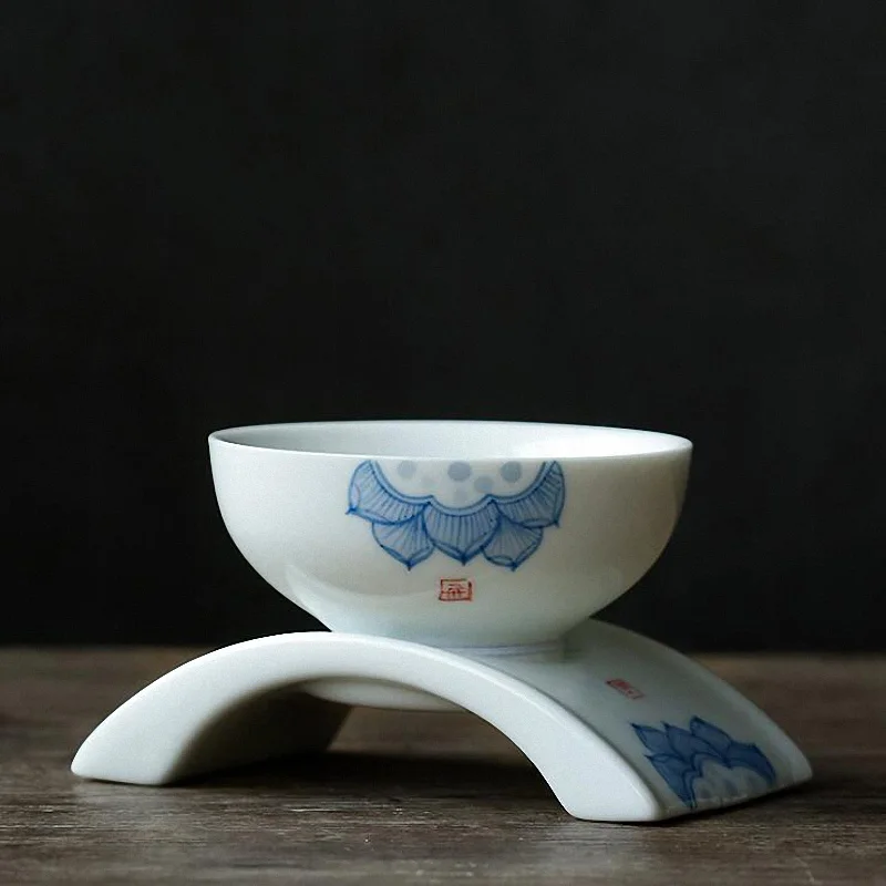 PINNY Handpainted Tea Strainers Hand Made Porcelain Tea Leaf Spice Filter Chinese Kung Fu Tea Accessories Ceramic Tea Infusers PINNY Handpainted Tea Strainers Hand Made Porcelain Tea Leaf Spice Filter Chinese Kung Fu Tea Accessories Ceramic Tea Infusers
