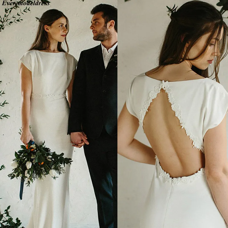 

Beach Wedding Dresses 2019 Sexy Backless Cap Sleeves Sweep Train Lace Appliques Simple Bridal Gowns Plus Size Vestido De Noiva