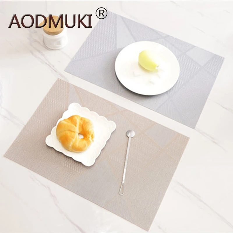 

napkins on the table 4pcs/lot Europe Style Placemat waterproof Decoration mat Heat-Resistant Coaster Mat For Table individuales