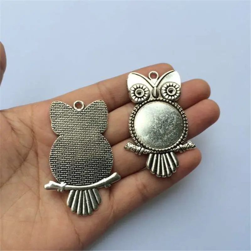 

Vintage Owl Blank Bass Settings Antique Bronze and Ancient Silver Round Fit 25mm Animal Charm Pendant Necklace DIY 10pcs T620