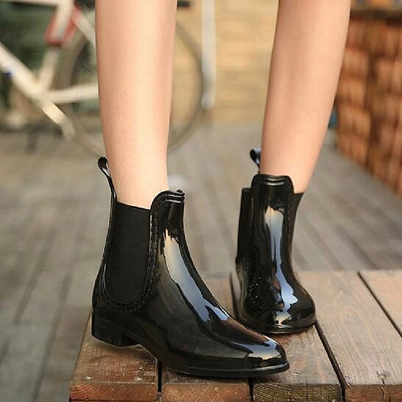 rubber chelsea boots womens