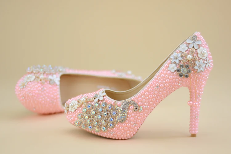 Новые женские свадебные туфли на высоком каблуке с розовыми жемчужинами, туфли на платформе для невесты, женские туфли с бахромой и