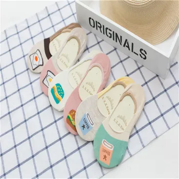 

2018Fashion ladies' boat socks made cute cartoon design a package of 6 pairs for sale.