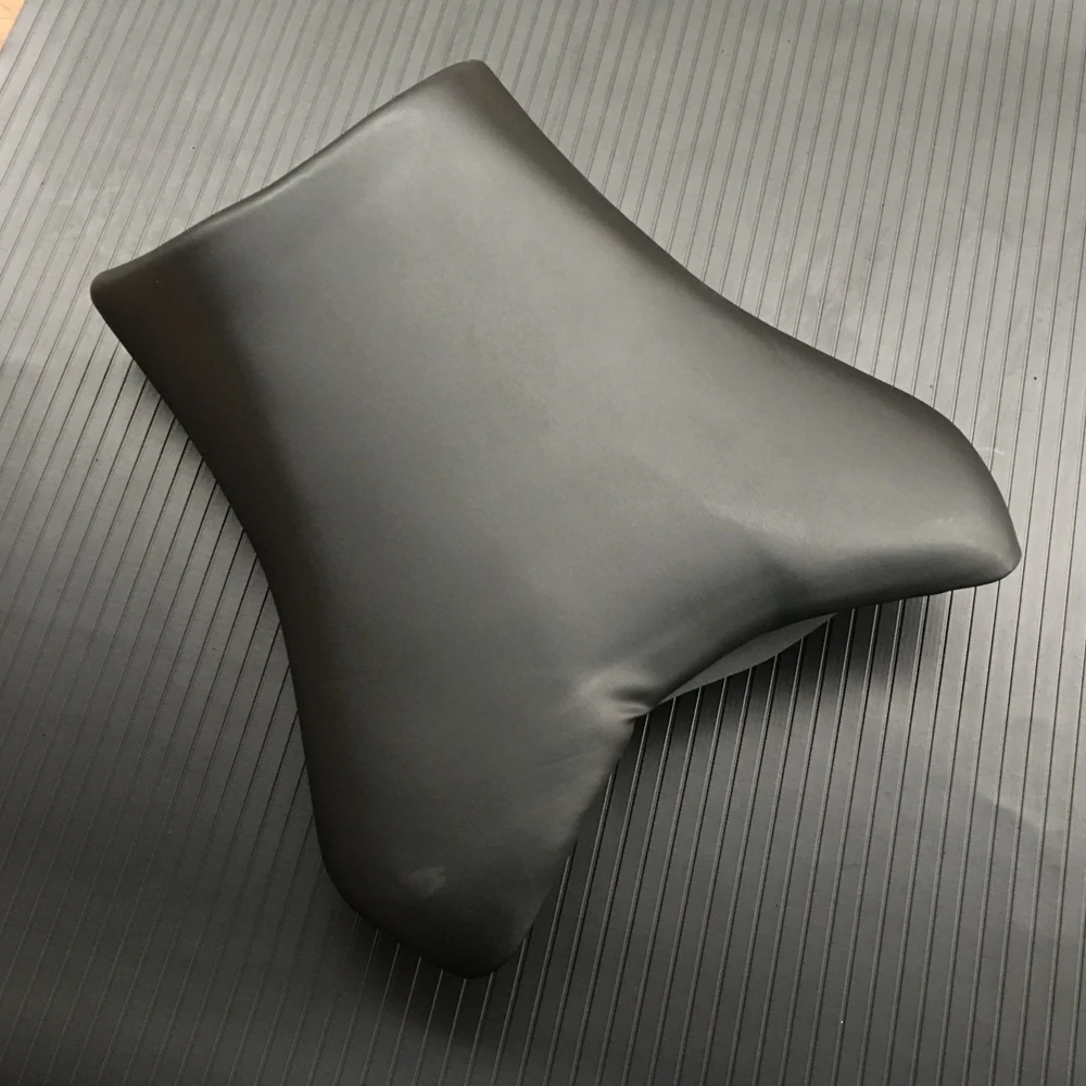 

Replacement Rider Front Seat for Yamaha FZ1 1000 Fazer 06-14