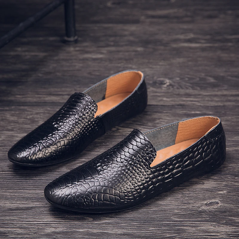 

New Luxury Youth Men Casual Footwear Leather Loafers Moccasins For Male Non-Slip Walking Driver Shoes Black Platform Shoes Man