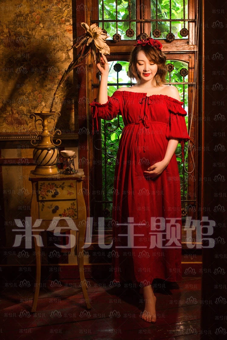 Материнства фотография беременной женщины реквизит комплект однотонной одежды красного цвета: платье Беременность романтическая одежда нарядное