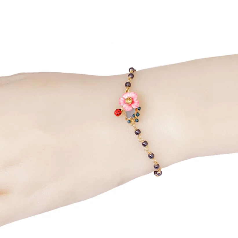 

Rose Gold Pink Flower Black Peal Bead Bracelet Armbanden Voor Vrouwen Pulseira Feminina Women Noble Graceful Jewellery