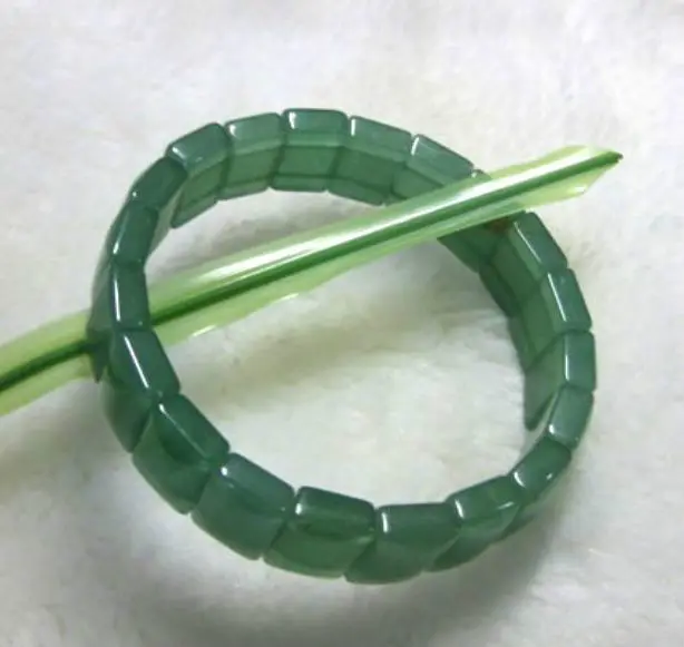 

Hot sell ->@@ Lady's charming green jade Elastic bracelet new -Top quality free shipping