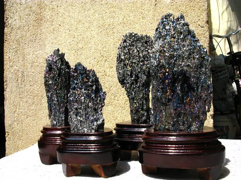 

4 Stunning Rough Rainbow Carborundum Silicon Carbide Mineral Specimen +stand