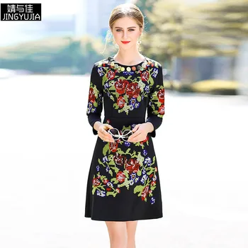 

High Quality 2018 New Autumn Winter Women Runway Dress Fashion Woman Long Sleeve Flower Cross Embroidery Casual Vintage Dresses