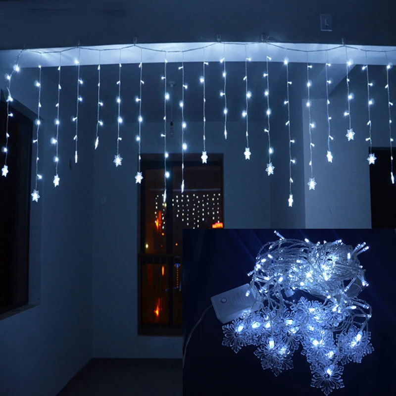 гирлянда на потолке в комнате. украшение комнаты гирляндой. украшение потолка. украсить потолок гирляндами. украшение потолка на новый год.