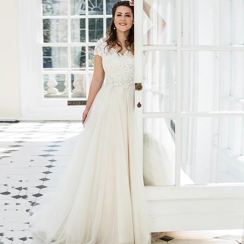 

Verngo Plus Size Wedding Dress Lace Applique Tulle A-line Bride Dress Custom Made Simple Wedding Gowns Vestidos De Boda