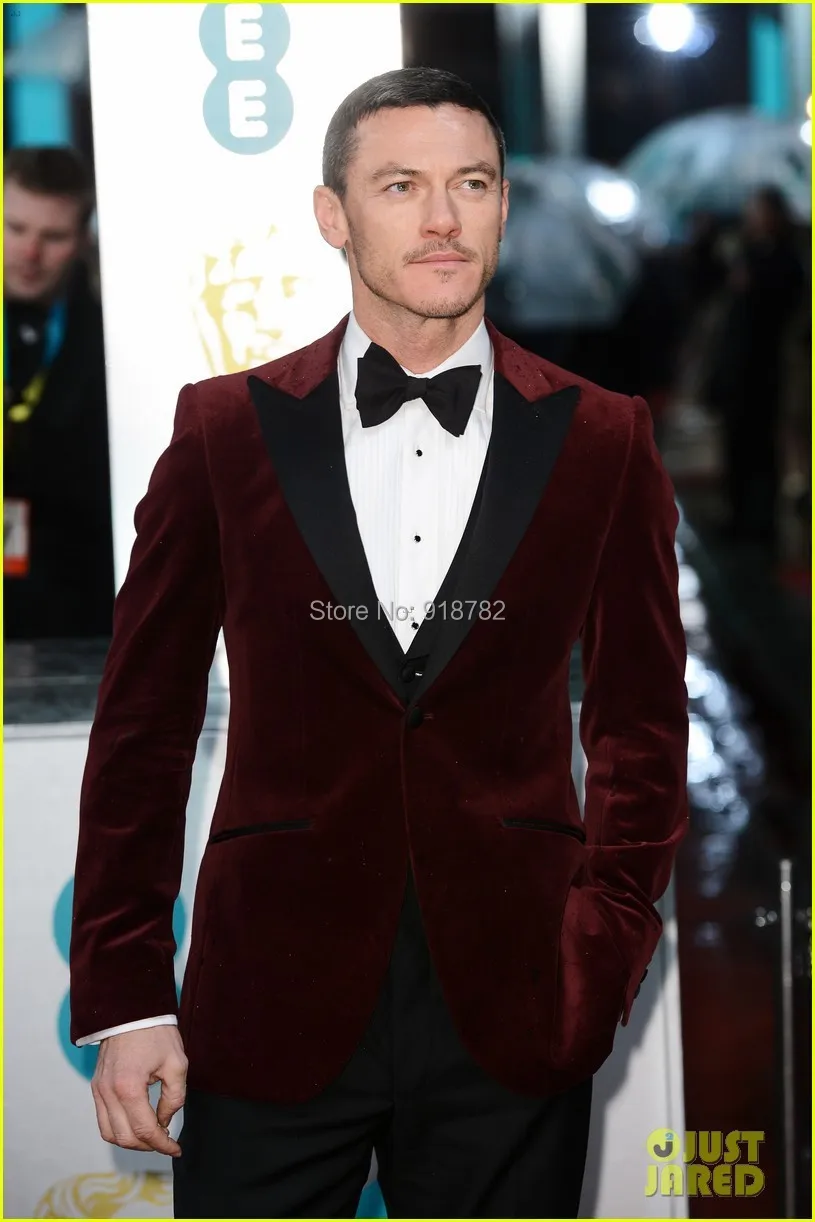 

2018 Burgundy Velvet Jacket Groom Tuxedos Suits For Mens 3 Pieces Suits Men Wedding Party Suits With Pants Jacket+Pants+Vest+BoW