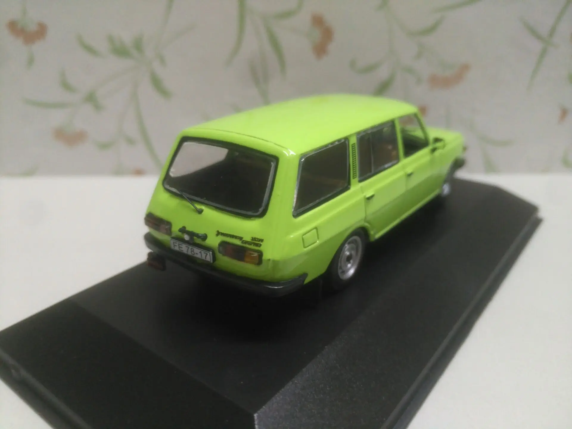 Ist model 1:43 wartchen 353 W KOMBI модель из металлического сплава автомобиля игрушки для детей