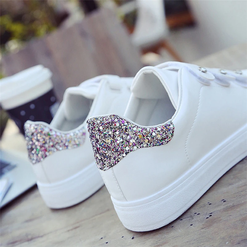 

2019 Korean Female Magic Rhinestone Sequins Small White Shoes Women PU Flats Shoes Causal Board Shoes woman basket femme