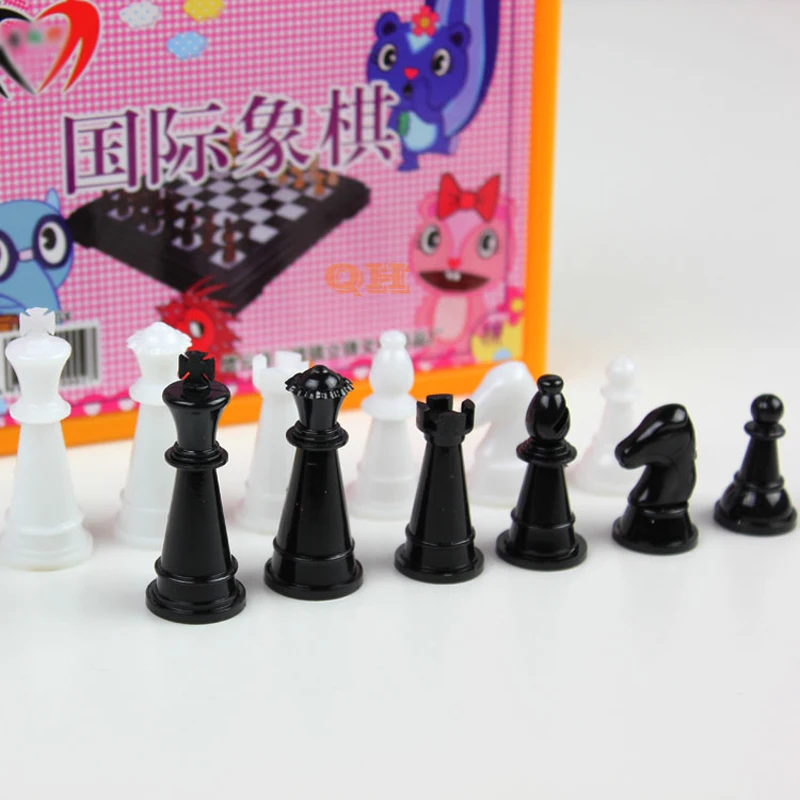 Hot Small Box Loading Chess Magnetic Mini Portable Plastic Chess Set Board Games For Friends Children's & Kid Entertainment Gift Hot Small Box Loading Chess Magnetic Mini Portable Plastic Chess Set Board Games For Friends Children's & Kid Entertainment Gift