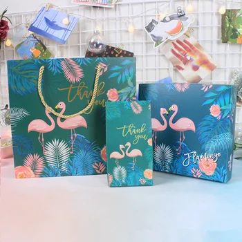 

10pcs Flamingo Green leaves forest style Candy Box Wedding Favors And Gifts Party Supplies thank you Gift Box
