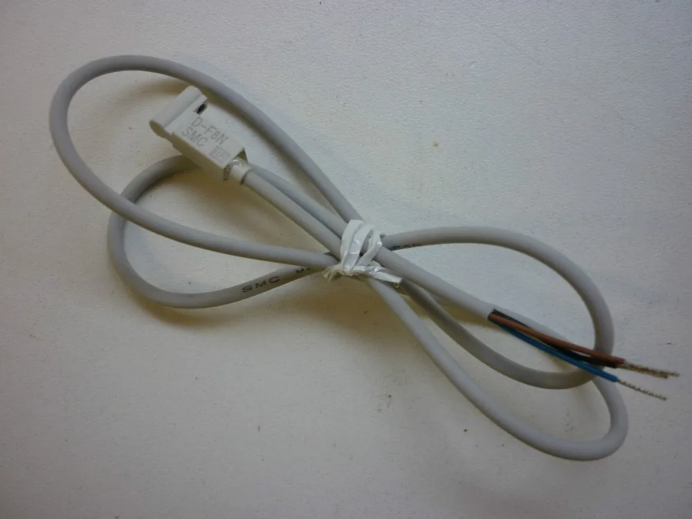 

Original de japon D-F8N DC / AC 5 - 120 V interruptor de laminas magnetico para aire cilindro neumatico