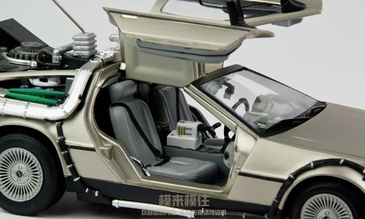 1:18 Назад в будущее 1 delorean DMC-12 scifi модель автомобиля