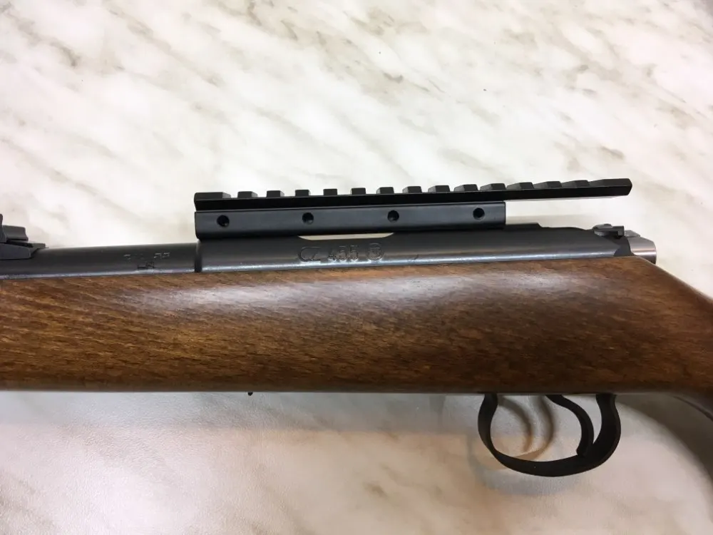 UTB8hJNImn_IXKJkSalUq6yBzVXat