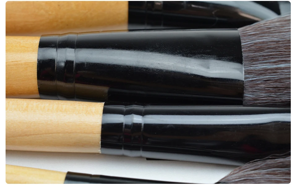 LOVE ALPHA 24 Pcs Makeup Brushes Set High Quality Soft Synthetic Hair And Nature Bristles Professional Makeup Artist Brush Tool Kit  (6)