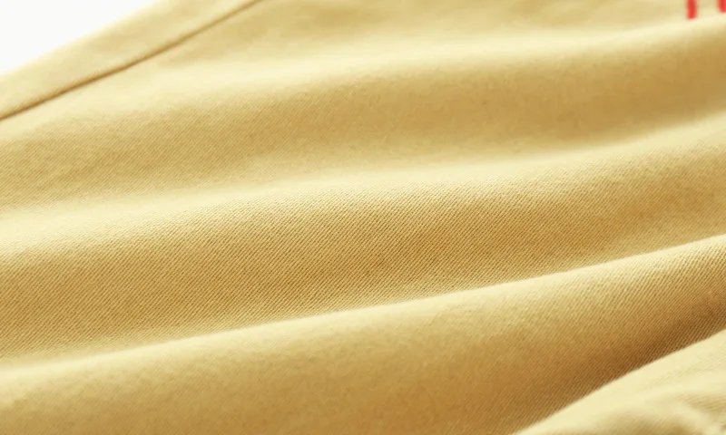 718