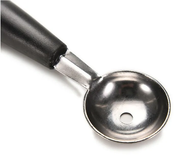 3130410506_131663490