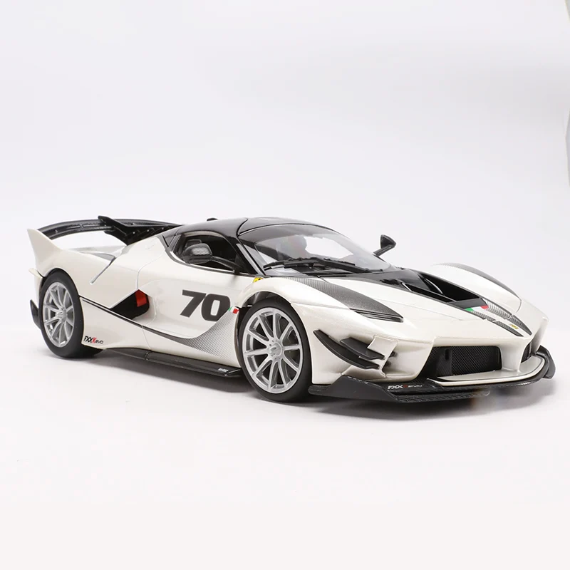 Bburago 1:18 Белый спортивный автомобиль сплав статическая модель автомобиля FXXK