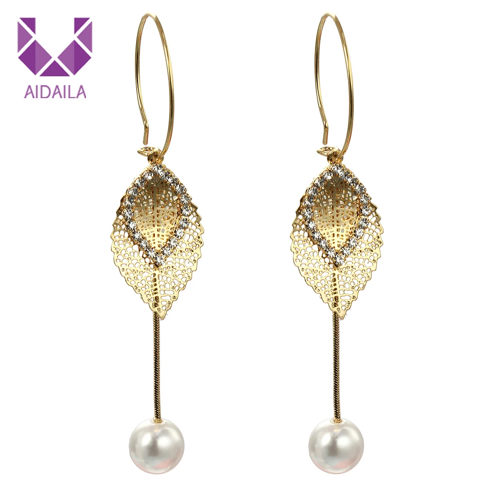 

Women Long Hoop Earrings Leafs Shape Leaf Feathers Drop Brincos Bijoux Boucle D'oreille Earring Jewelry