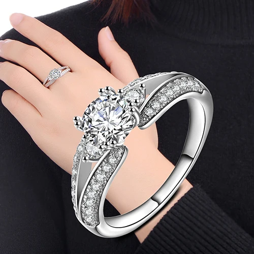 

Women Fashion Hollow Zircon Inlaid Wedding Engagement Finger Ring Jewelry Gift