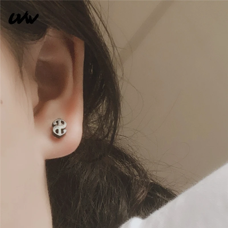 

UVW087 2pc Fashion $ Design Stud Earrings Surgical Steel Ear Plug Piercing Earring Silver Black Female Mujer Moda Accessories