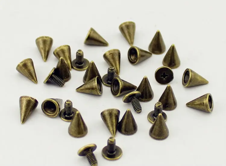 bronze 50 шт./лот 7*10 мм пистолет-черный панк-рок отвертки шипы в форме пули для одежды сплава пятна конусы заклепки DIY аксессуары для одежды - Цвет: bronze