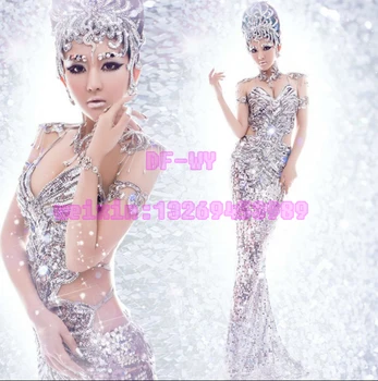 

Bar and nightclub singer DJ dancer silver sequins gorgeous and sexy dress includes all components of stage performance clothing