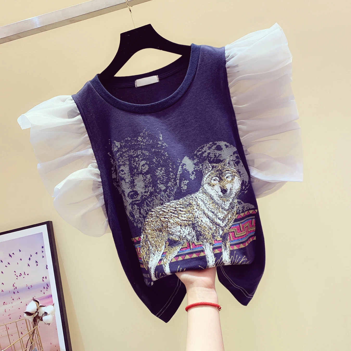 2019 Spring Summer New Korean Tshirts Womens Loose Lotus Leaf Sleeve T-Shirt Female O-neck Personality Top T-shirts Ladies Tees 2019 Spring Summer New Korean Tshirts Womens Loose Lotus Leaf Sleeve T-Shirt Female O-neck Personality Top T-shirts Ladies Tees