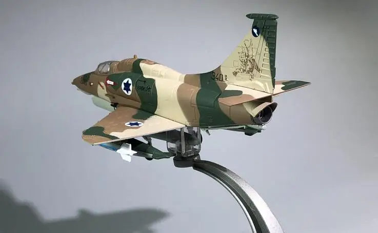 Редкие Специальное предложение 1: 72 Ближний Восток войны модель ВВС Израиля А4 нападающий сплав Коллекционная модель