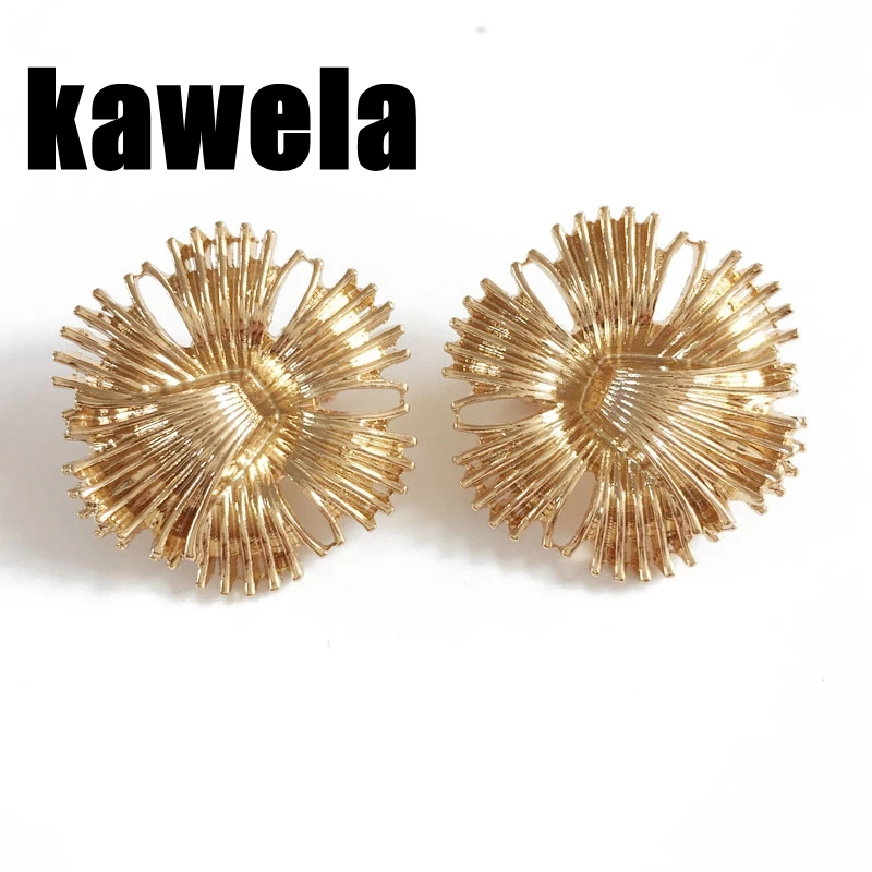 

Free Shipping Gold Flower Sweet Earring Clip