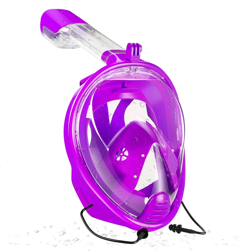 Snorkel mask underwater