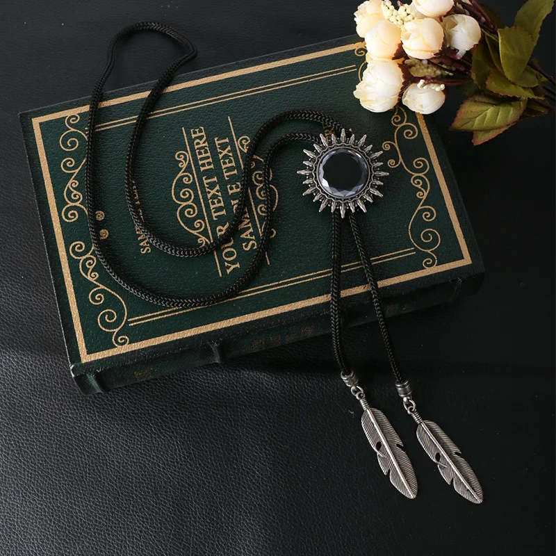 

Mantieqingway Vintage Cowboy Style Men Metal Bolo Tie Casual Suit Shirt Poirot Neck Tie Necklace Chian Bolo Bow Tie Collar Rope