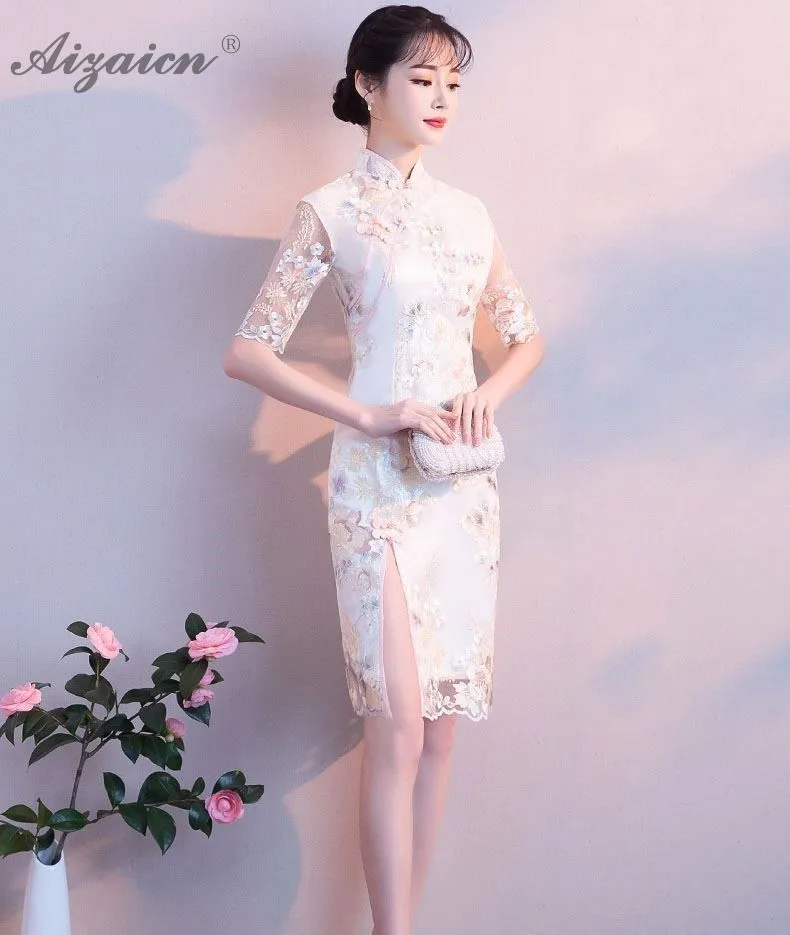 Primavera flor bordado Cheongsam corto Slim Qi Pao las mujeres vestido chino 2019, китайский, Восточный, винтажный стиль, vestido Qipao
