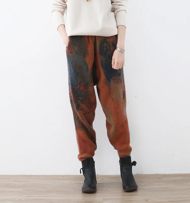 

2018 spring ethnic floral printed loose harem pants women warm comfortable wool quality flexible pants pockets pants free size