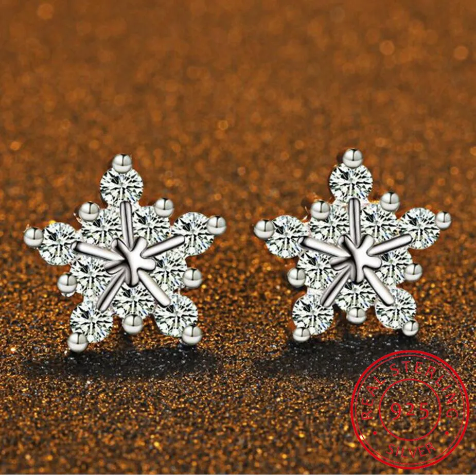 925 Sterling Silver Hypoallergenic Crystal Snowflake Stud Earrings For